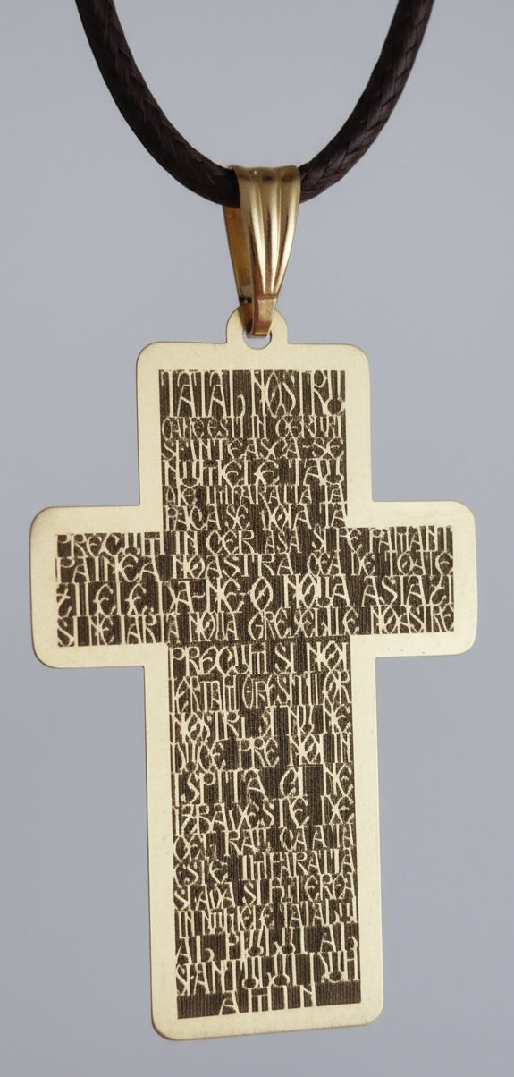 Crucifix de alamă, gravat