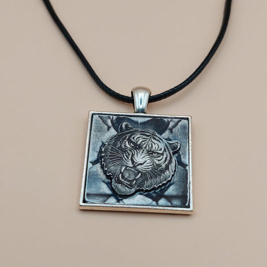 Pandantiv - Tiger roar