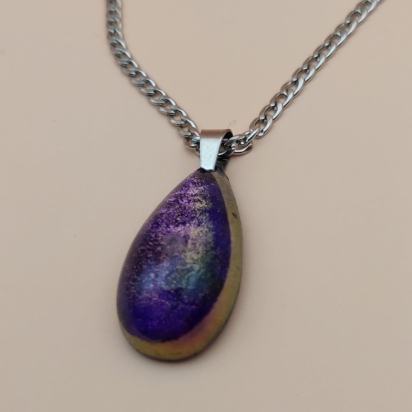 Medalion rasina lacrima