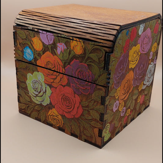 Cutie bijuterii - pictata manual